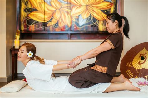 <strong> Authentic Thai Massage NYC</strong> offers private massage sessions, group workshops & individual training. . Authentic thai massage nyc